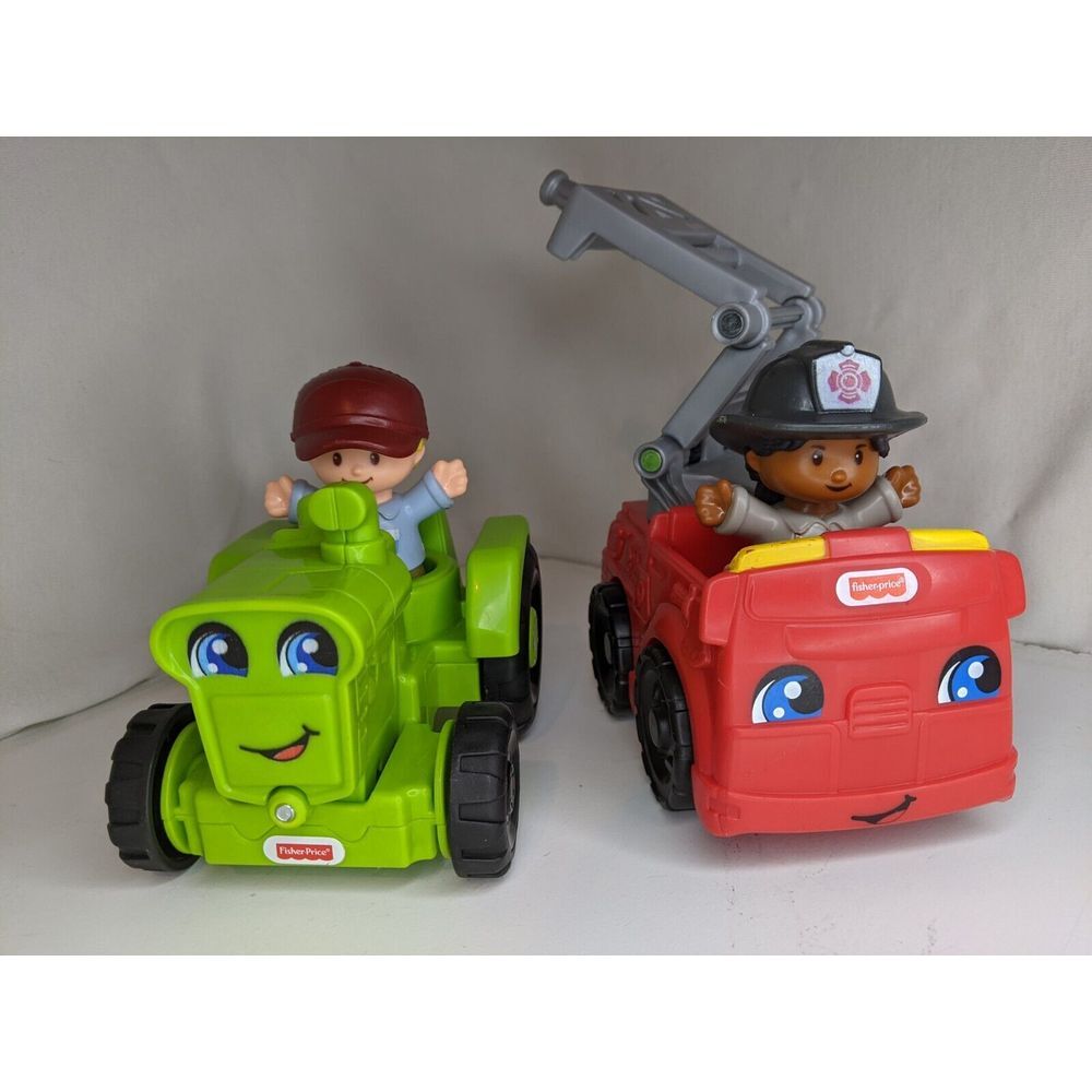 2 Fisher Price Little People Vehicles And People/ Firefighter‎ And Farmer